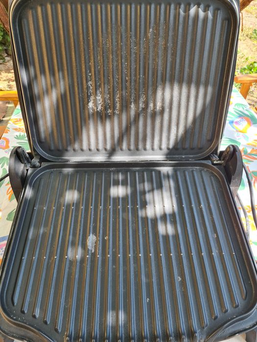 Електрическа скара , грил