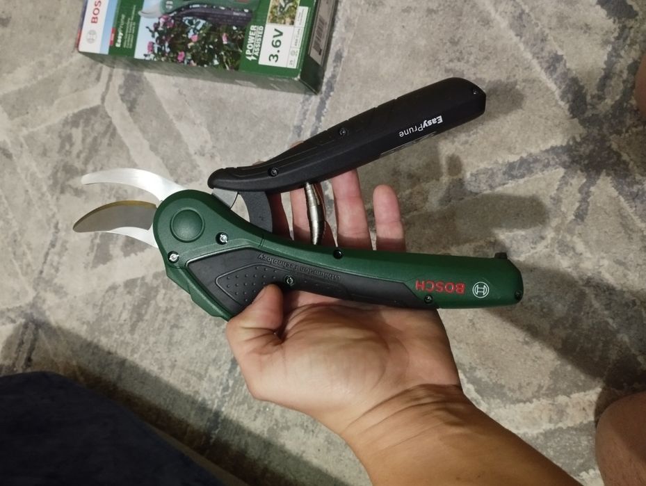 Foarfeca vie/pomi Bosch