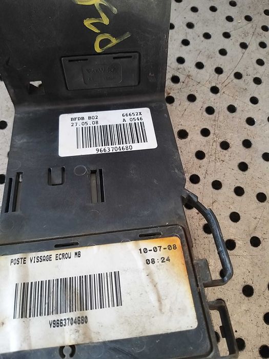 Panou sigurante borna baterie plus 1.6 b peugeot 308 1 4a 4c 9663704680