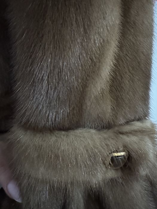 Дълго палто от Норка в най търсения цвят