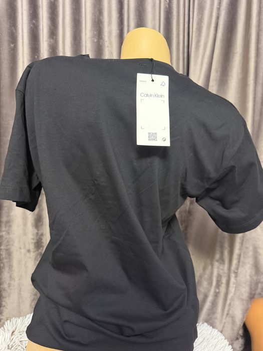 Tricou negru Calvin Klein de dama S M L