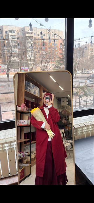 Продам пальто,носила всего 1 сезон
