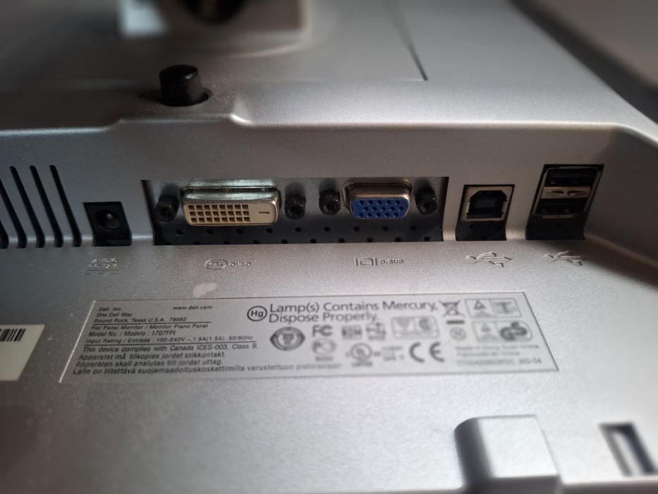 Monitor Dell 1707FPt impecabil
