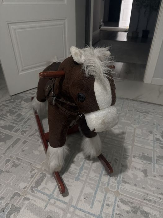 Каталка лошадка