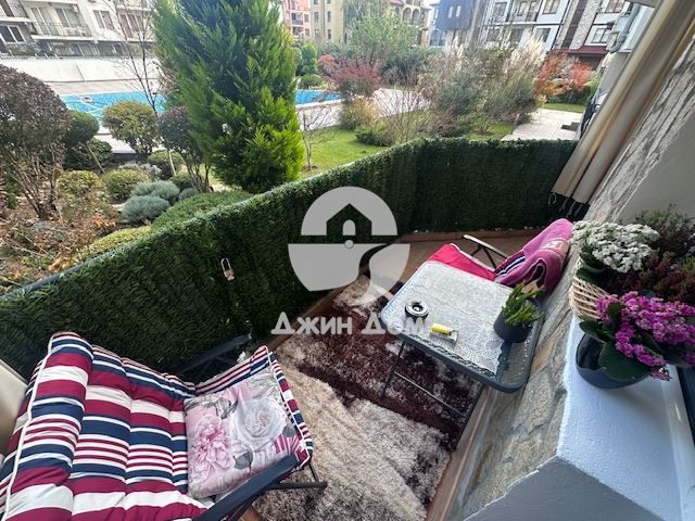 Продава се Тристаен апартамент в Свети Влас - 7705 кв.м за 10 €/кв.м - Снимка #9
