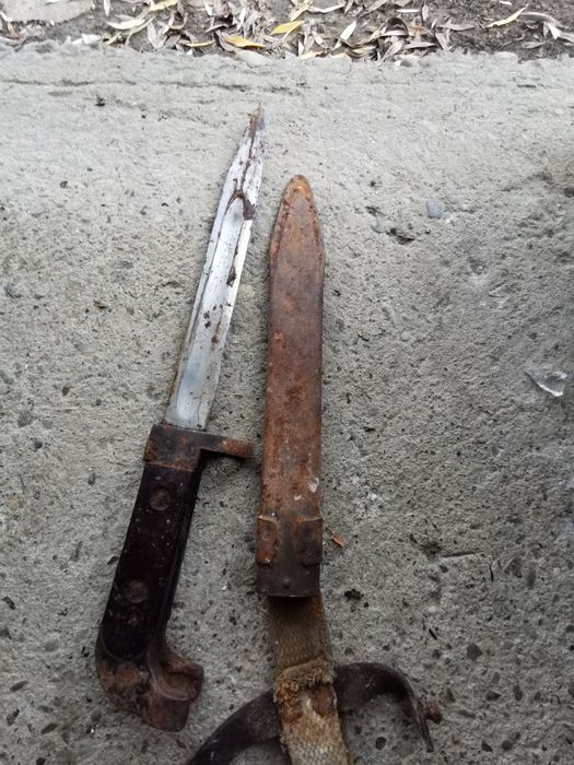 Baioneta foarte veche