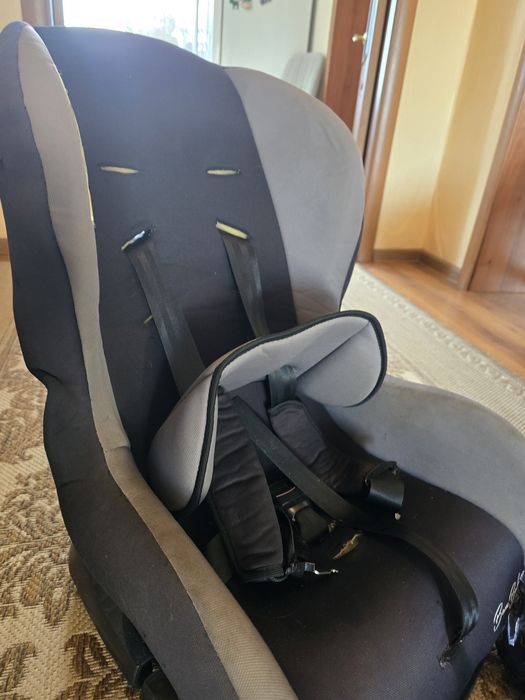 Детское автомобильное кресло