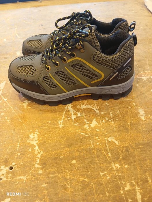 Продается Спец обувь