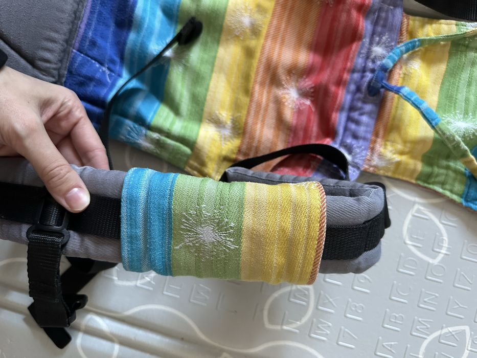 Marsupiu Radira Tiny Magic Curcubeu