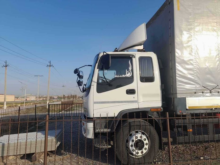 ISUZU Sotiladi 2022 yil yurgan masofa 290 ming KM varyant bor