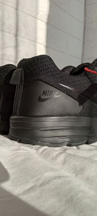 Кроссовки лучшего качества