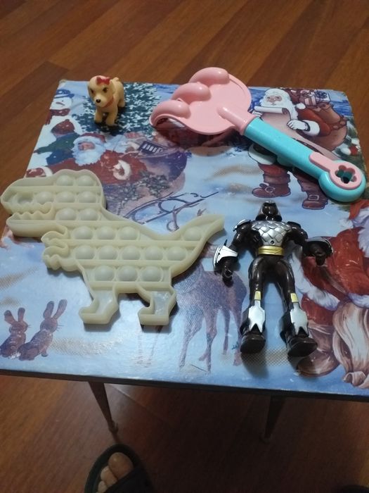 Детские игрушки маленького размера