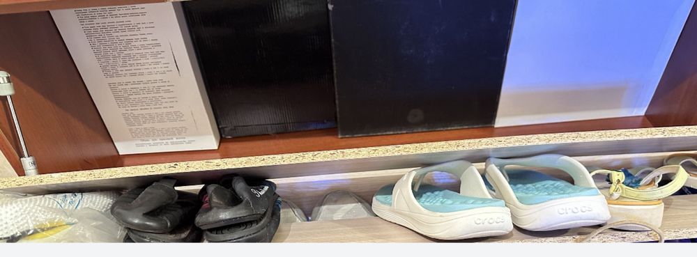 Обувница большая