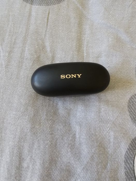 Sony wf-1000xm5 case за зареждане