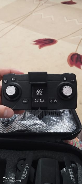 Дрон квадрокоптер продам