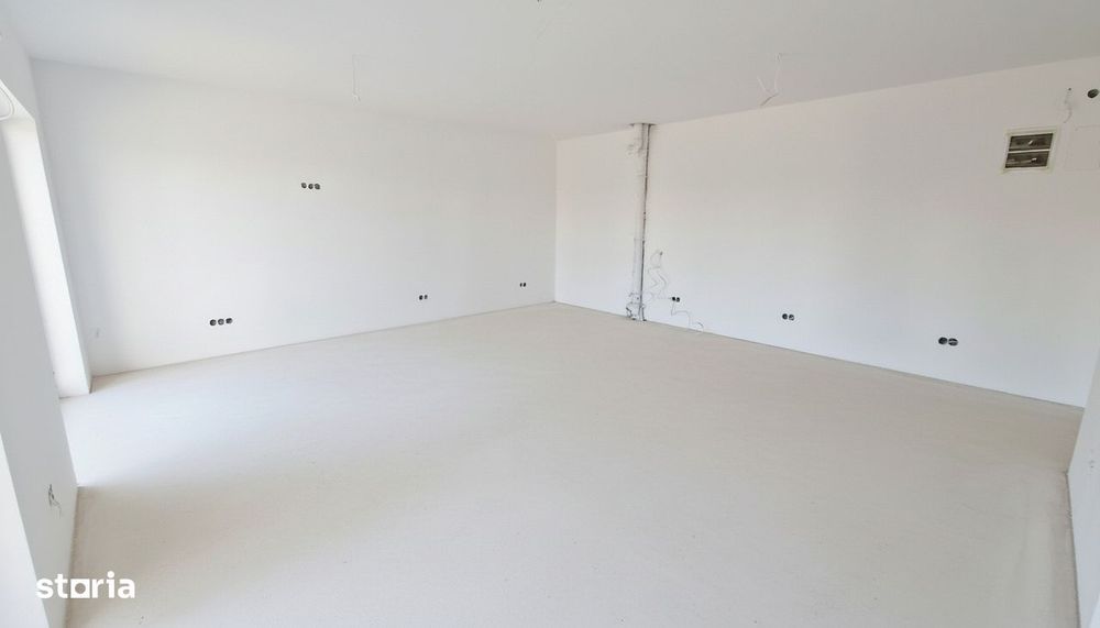 Spatiu Comercial, 4 Vitrine, Open Space, 72 mp - Doamna Stanca - Sibiu