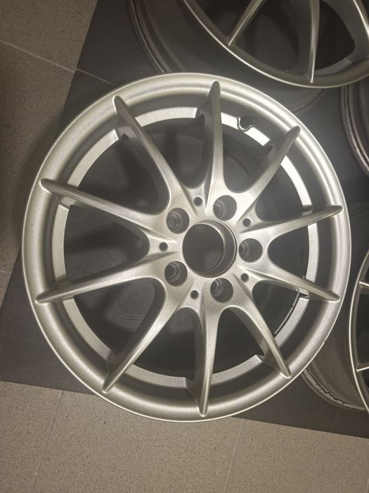 16" Mercedes A w169 / B w245, w246 / Vito / Viano Оригинални джанти