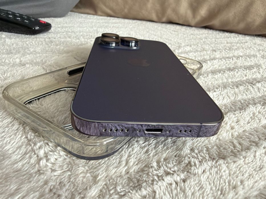 iPhone 14 Pro,Purple.