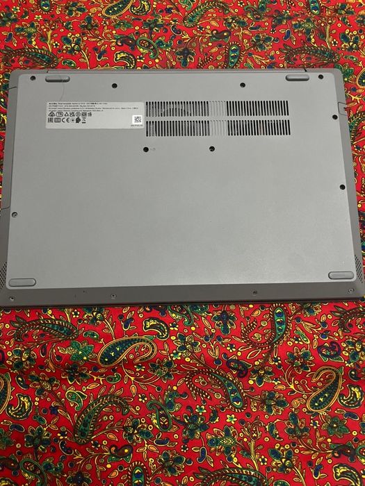 Продам ноутбук Lenovo