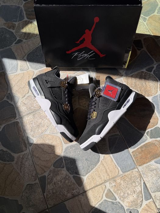 Jordan 4