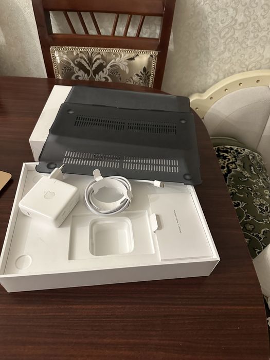 MacBook Air 13 M1 2020