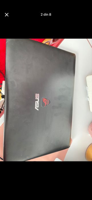 Laptop ASUS REPUBLIC OF GAMERS în stare foarte bună
