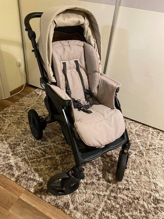 Количка Cam dinamico с подаръци