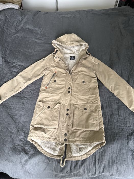 Дамско зимно яке Volcom, XS