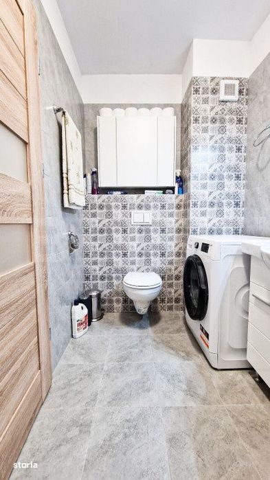 Apartament modern cu 2 camere, garaj, 49mp, etajul 2, zona Vivo