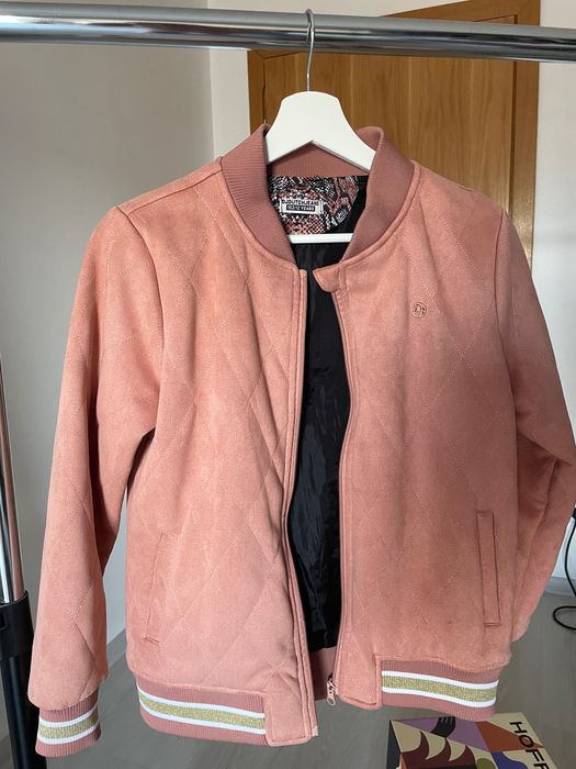 Пролетно яке-бомбър