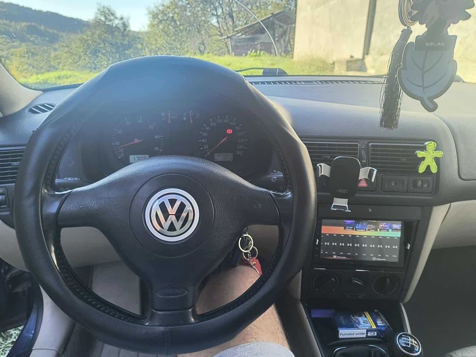 Vând golf 4 preț 1200euro negociabil