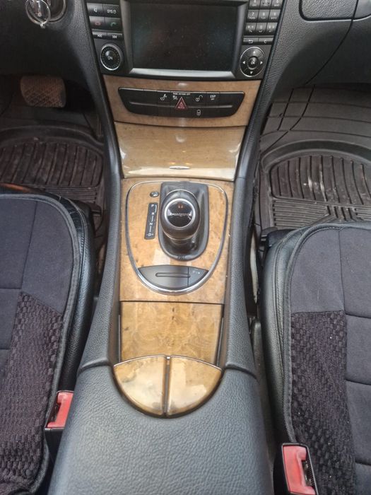 Mercedes E class 2009 w211