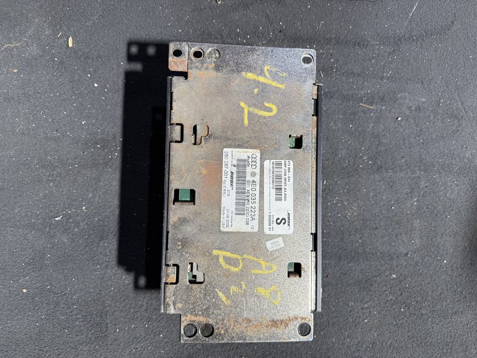 Усилвател Bose / bang & olufsen за audi a4 a5 a6 a7 a8 q5