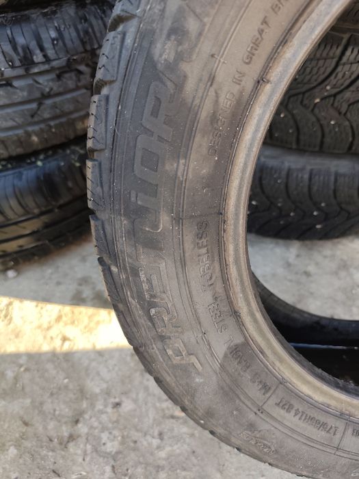 2 seturi anvelope iarnă/vara