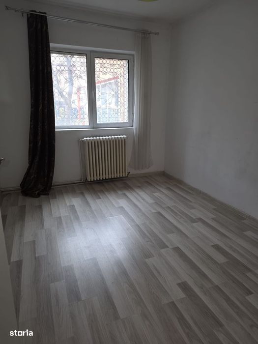 Apartament 3 camere, Decomandat – Centru – Piata Unirii