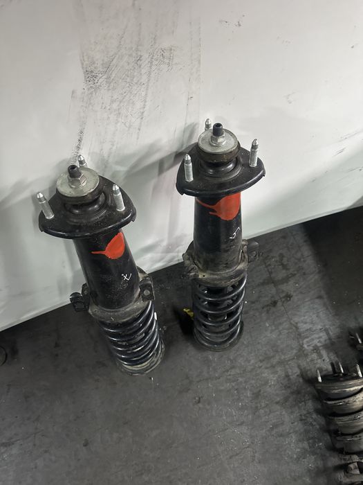 Амортизаторы на Лексус gs 300