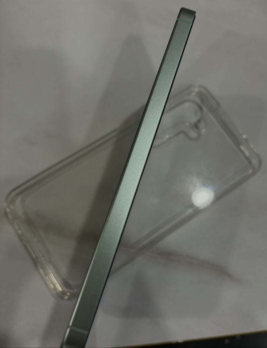 Vând Samsung Galaxy S25 Plus 512Gb