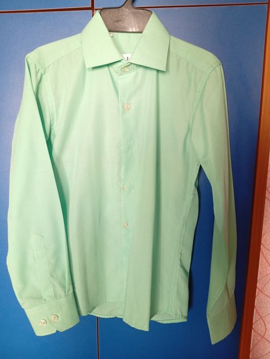 Продам рубашка детская 5-7 лет