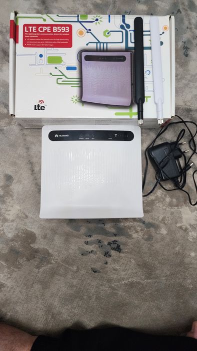 Huawei B593s -931 3G LTE modem router wifi internet dacha tank