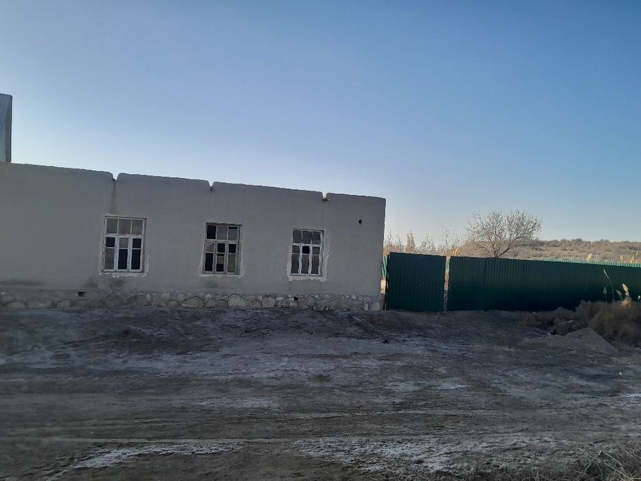 Ховли сотилади 14 соток