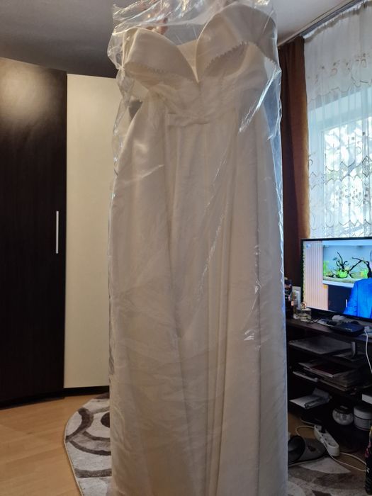 Vând rochie de mireasă
