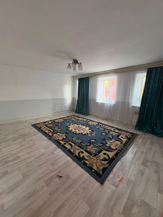 Продаётся два дома на одном участке