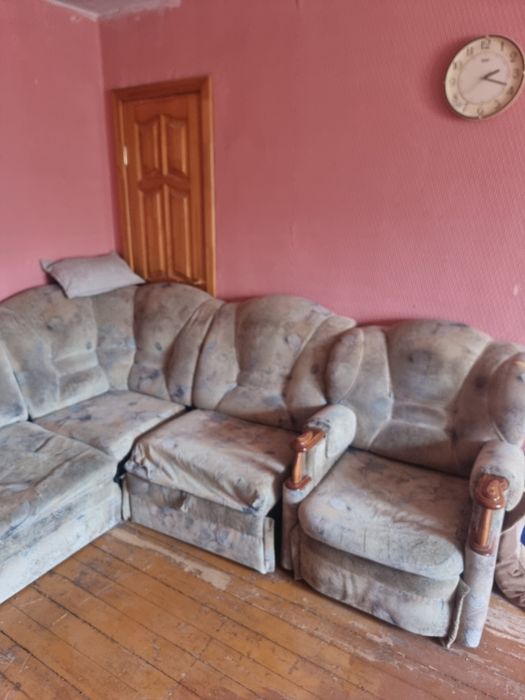 Диван и кресло даром