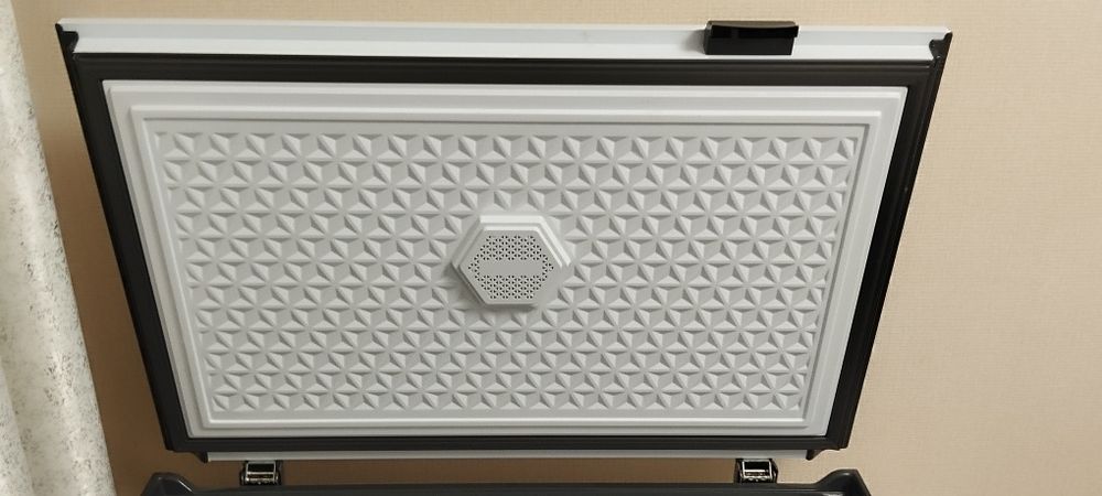 Продается морозильник сундук ларь требуется ремонт