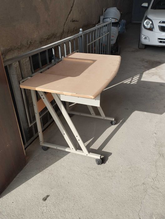 Detskiy kravat bn dars stul tekinga beraman