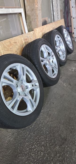 BMW джанти със гуми 205/55/16. 7J×16. ET45  5×120