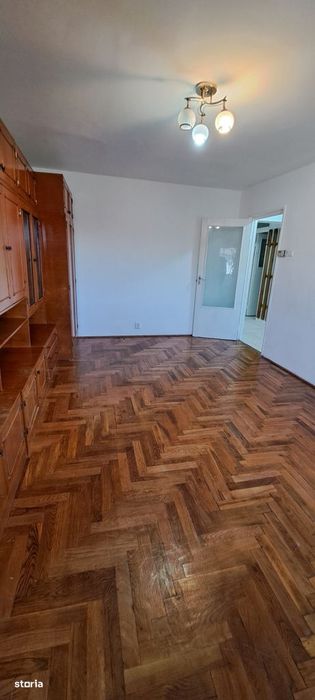 3 camere decomandat, 63 mp, zona Hortensiei