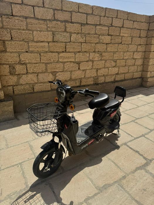Скутер snapi700 s