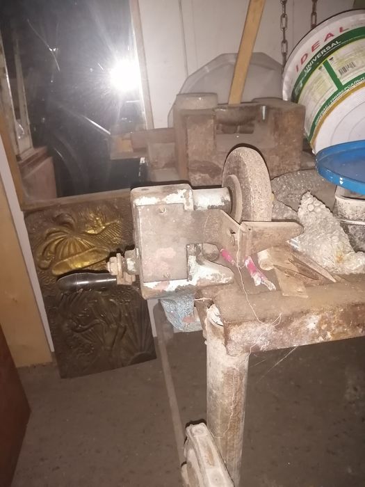 Продам наждак в рабочем состоянии.