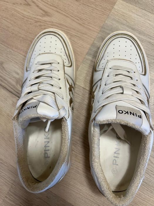 Кожени обувки PINKO